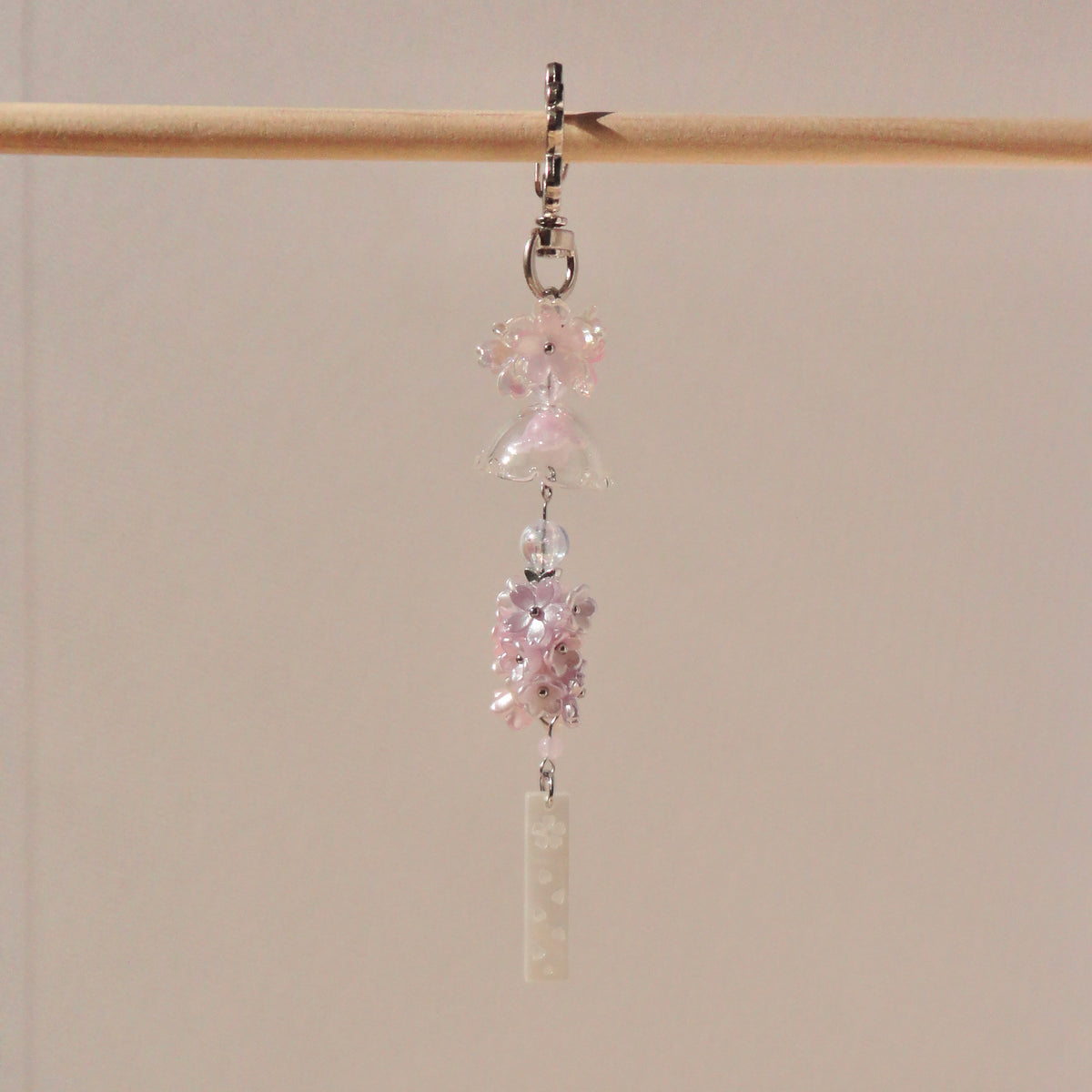 dreamy fūrin keychain