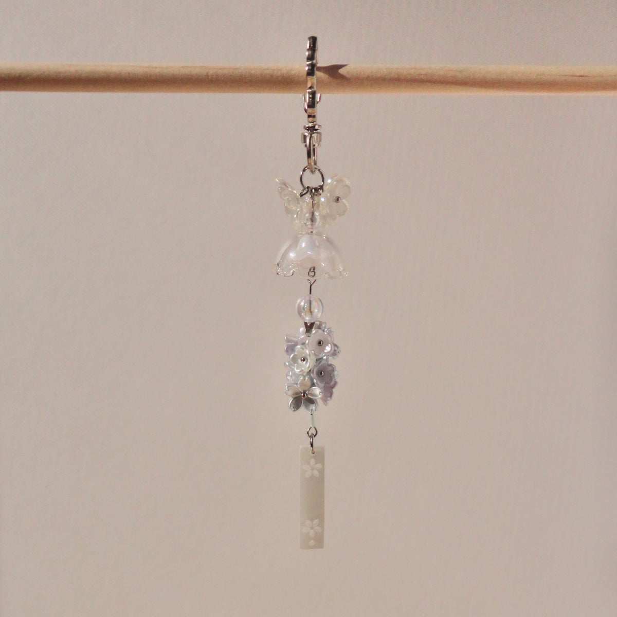 serene fūrin keychain